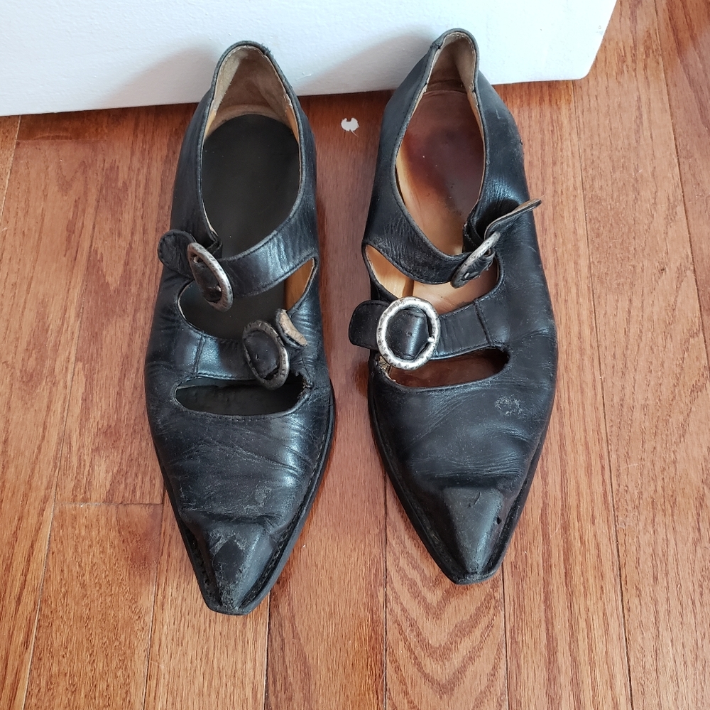 Very worn swordfish winklepicker fluevogs